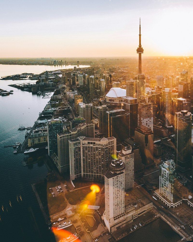 Toronto CN Tower skyline
